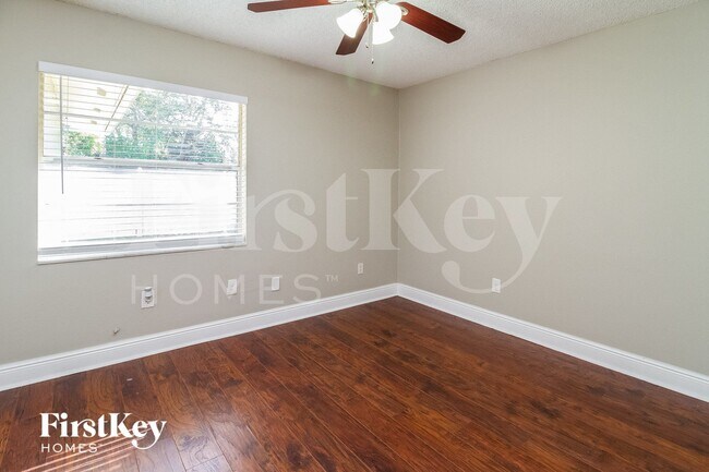 Building Photo - 11107 Finchley Pl