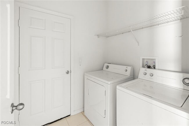 Building Photo - 9240 Gladiolus Preserve Cir