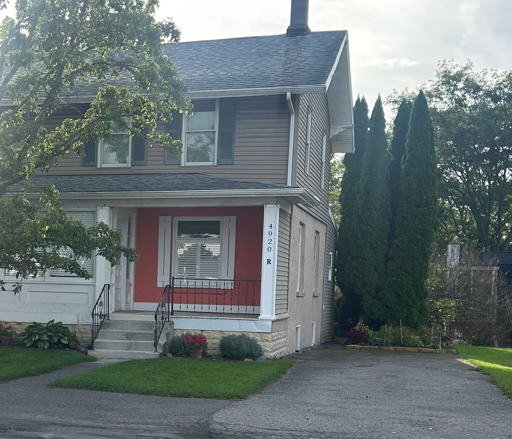 Duplex right side - 4920 Ransom Rd