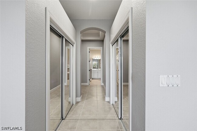 Building Photo - 9024 Maverick Ct