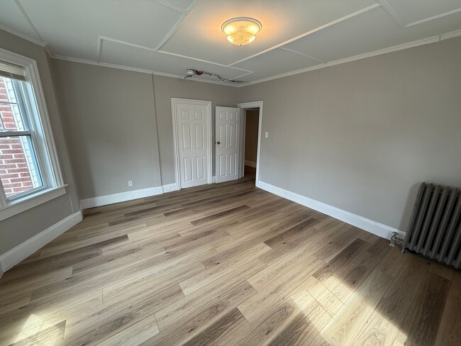 Building Photo - 127 Westford St