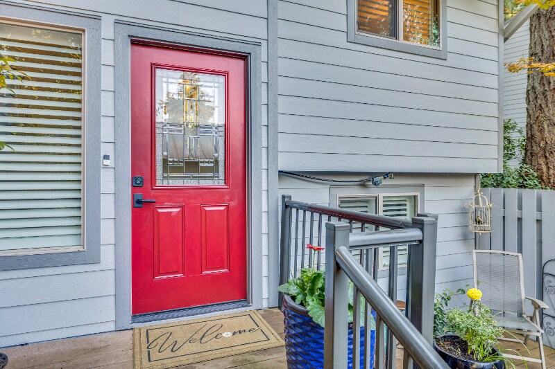 Building Photo - 1200 NE Territorial Rd