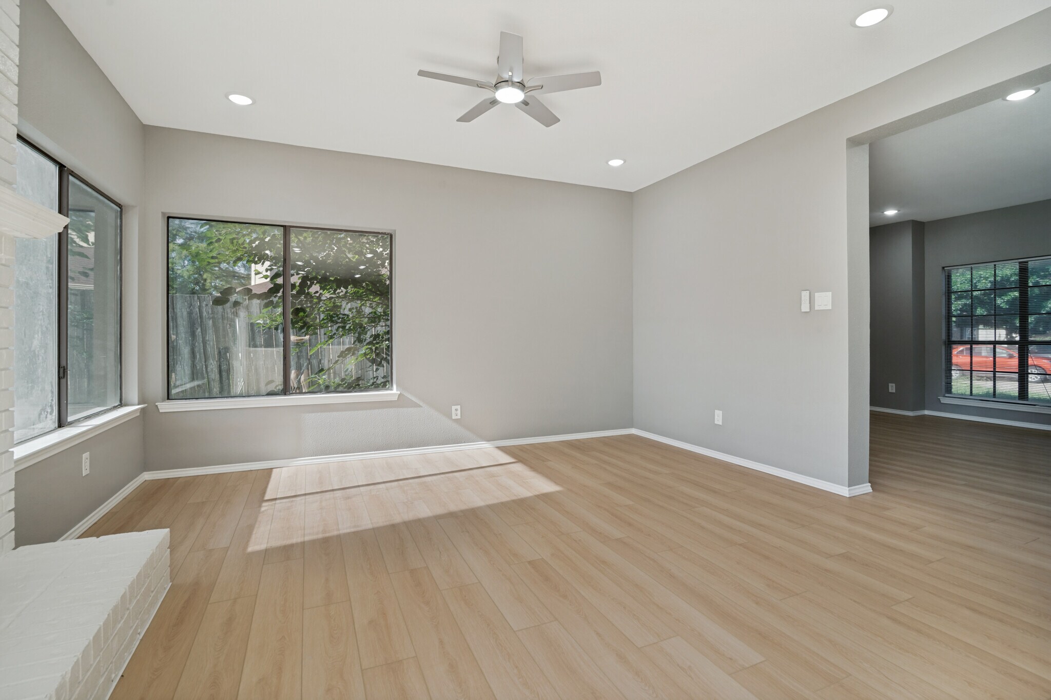 Den Living Space - 2700 Cornell Dr