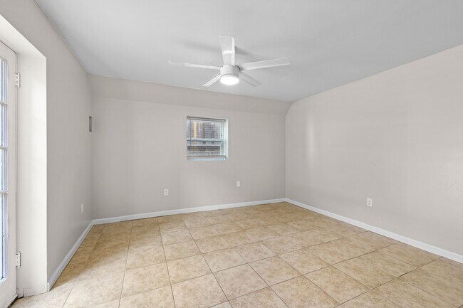 Building Photo - 6430 Montezuma Rd