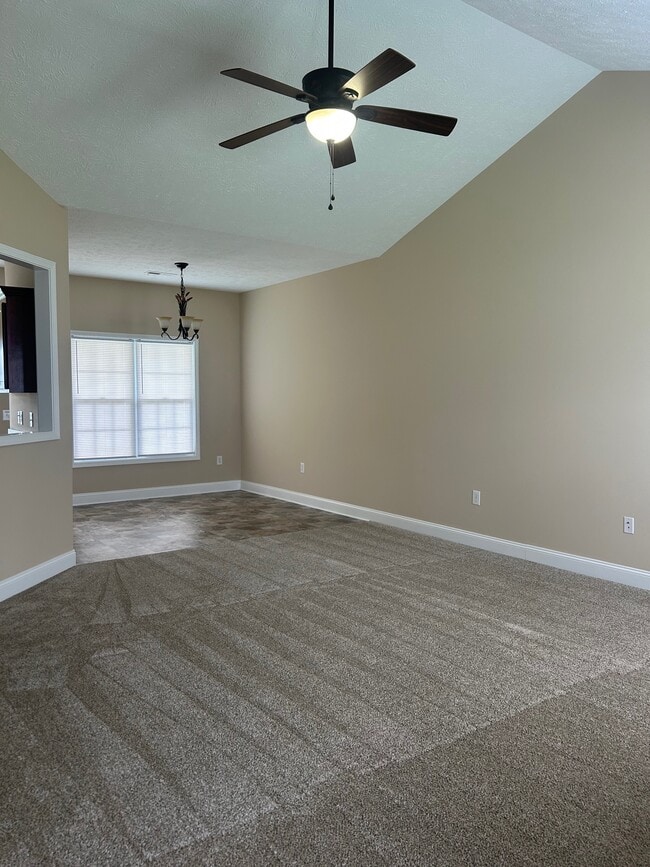 Building Photo - 107 Silver Peak Dr