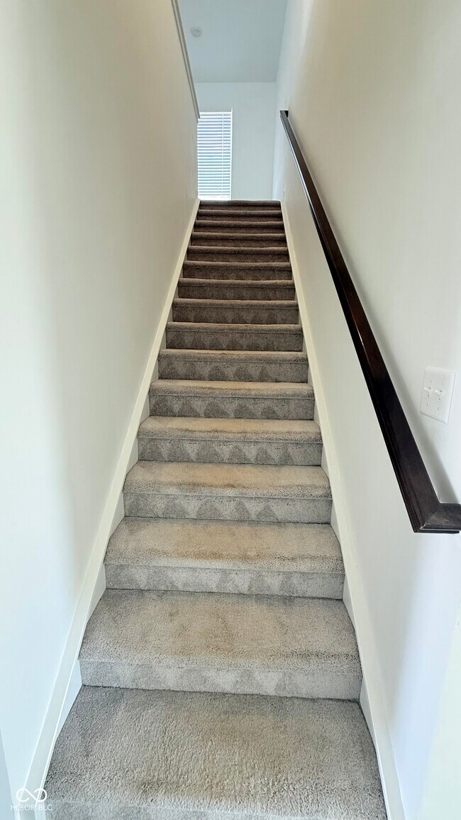 Building Photo - 1205 Beverly Pl