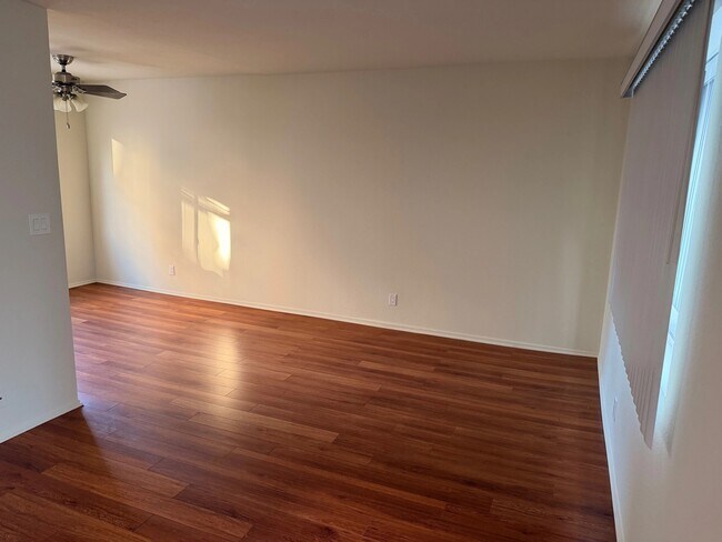 Interior Photo - 11215 Camarillo Street,