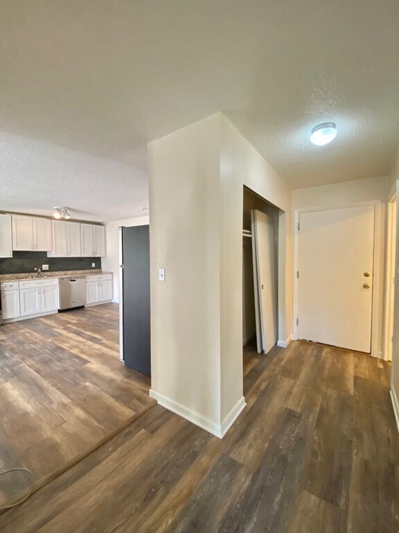 Building Photo - 309 Pawtucket Blvd