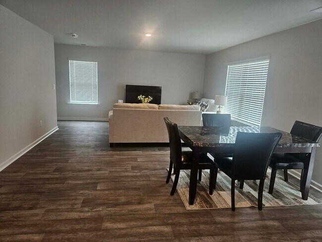 Building Photo - Newer 4 Bedroom Home In Stella NC