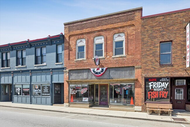 Building Photo - 216 S State St