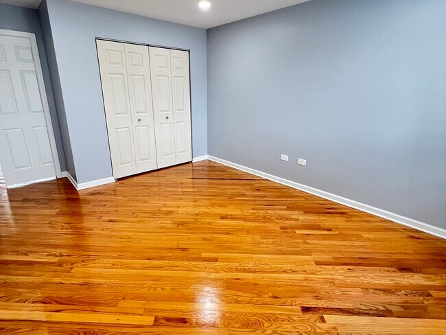 Building Photo - 123 Iliad Dr