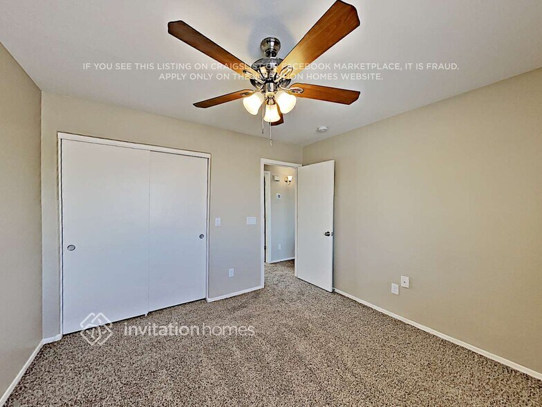 Building Photo - 15555 W Meade Ln