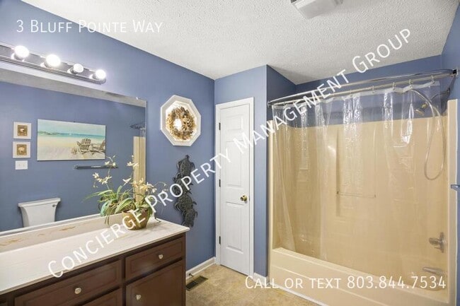 Building Photo - 3 Bluff Pointe Way