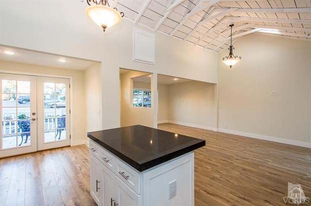 Building Photo - 2884 Crescent Way