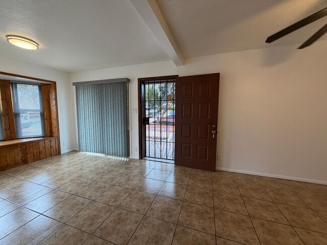 Building Photo - 1307 Rufina Ln