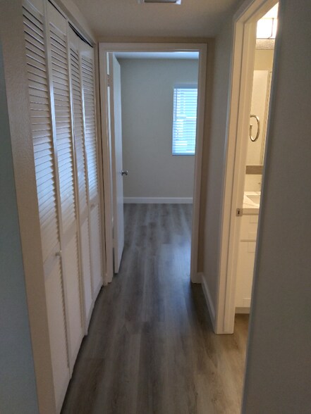 Building Photo - 9808 Shirley Gardens Dr