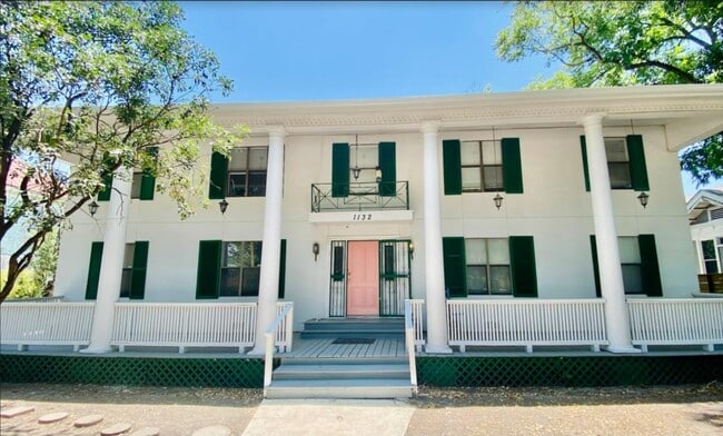 Building Photo - 1132 W French Pl, Unit 4