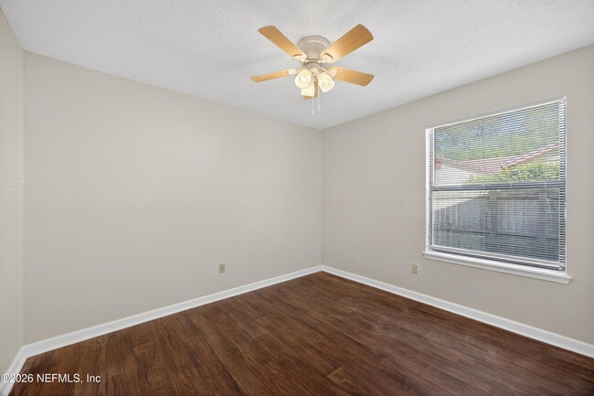 Building Photo - 13142 Annandale Dr S