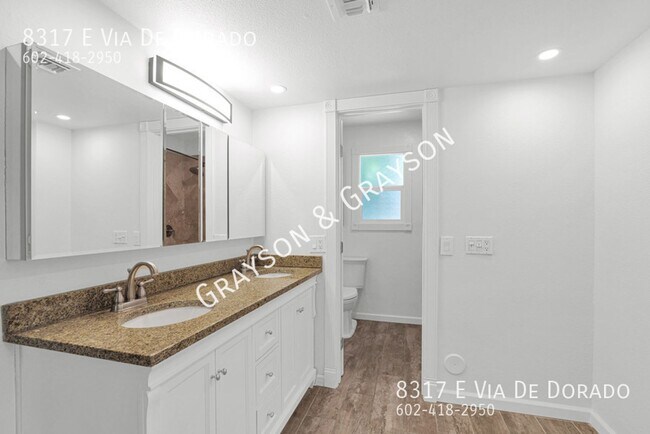 Building Photo - 8317 E Vía De Dorado