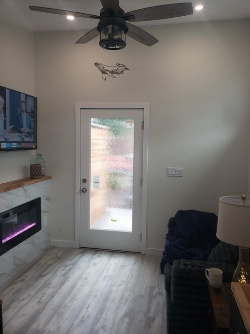 Building Photo - 1332 Sandia Ave