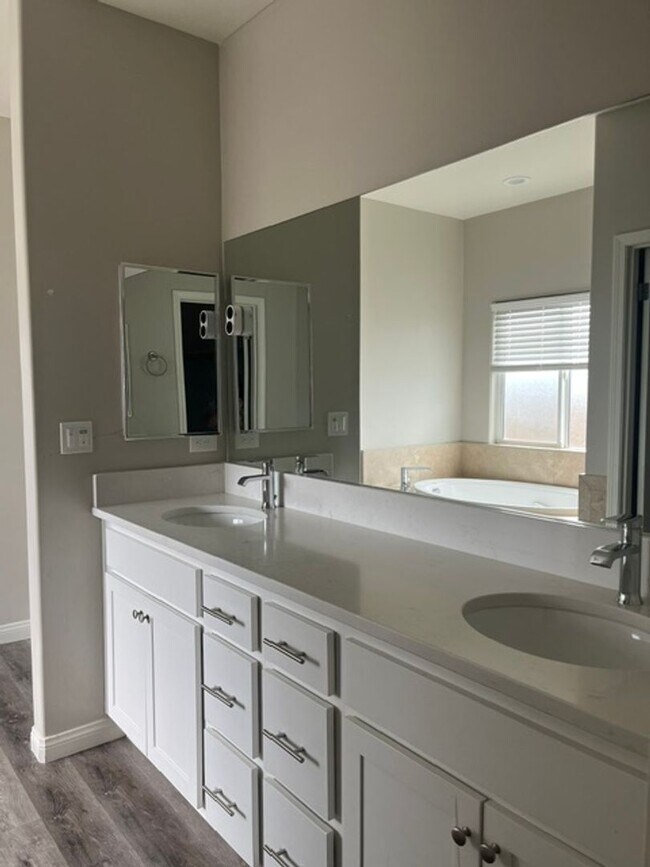 Building Photo - 9211 Jack Ranch Ct