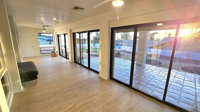 Building Photo - 2008 S 14th Ave