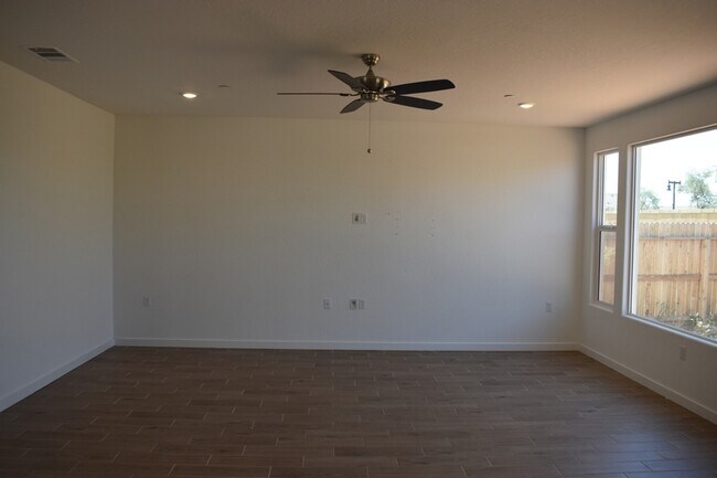 Building Photo - 1184 Atlantica Dr S