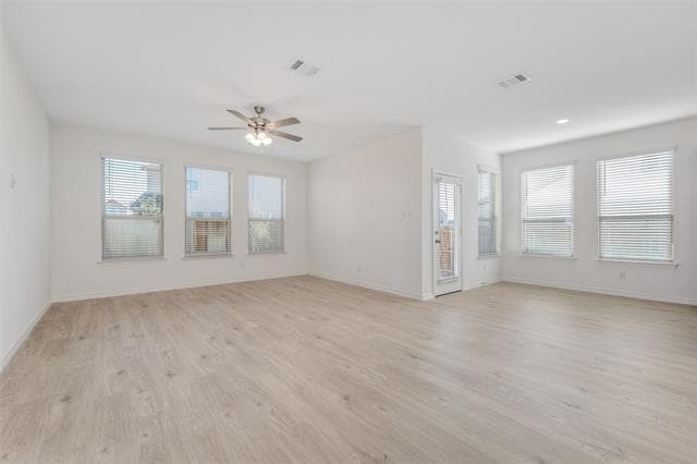 Building Photo - 405 Saddle Ln