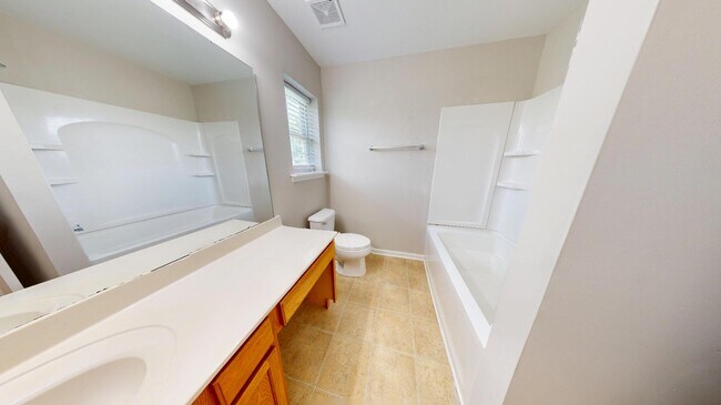 Building Photo - 10131 Ballyclare Ct