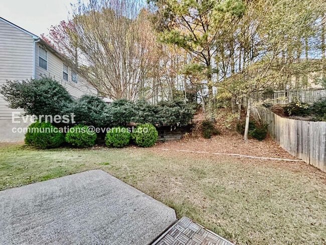 Building Photo - 2250 Winthrope Way Dr