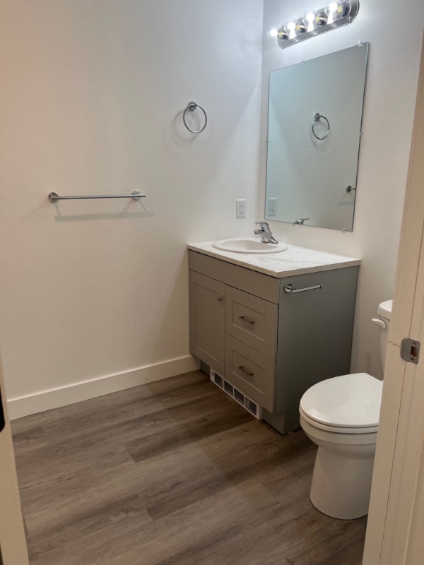 Building Photo - 115 Skeels Ave