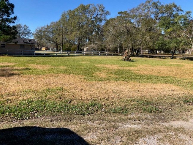 Building Photo - 3300 E Cedar Bayou Lynchburg Rd