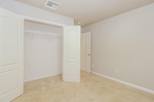 Building Photo - 6403 Misty Brook Bend Ct