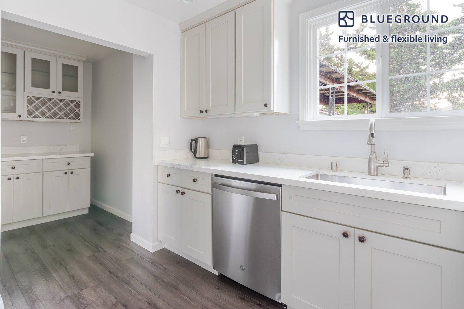 Building Photo - 252 C St