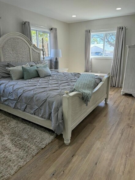 Building Photo - 5247 Carmilfra Dr