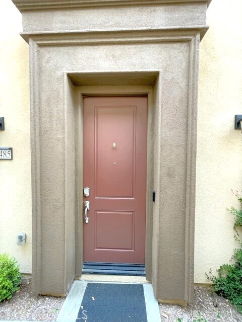 Building Photo - 30485 Village Terrace Dr