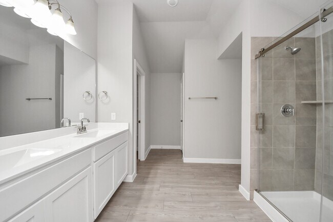 Building Photo - 2511 Shining Spur Ct