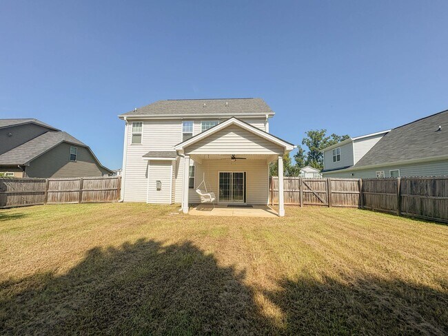 Building Photo - 829 Bellingham Way