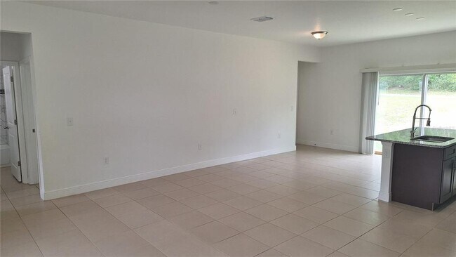 Building Photo - 13763 SW 43rd Cir
