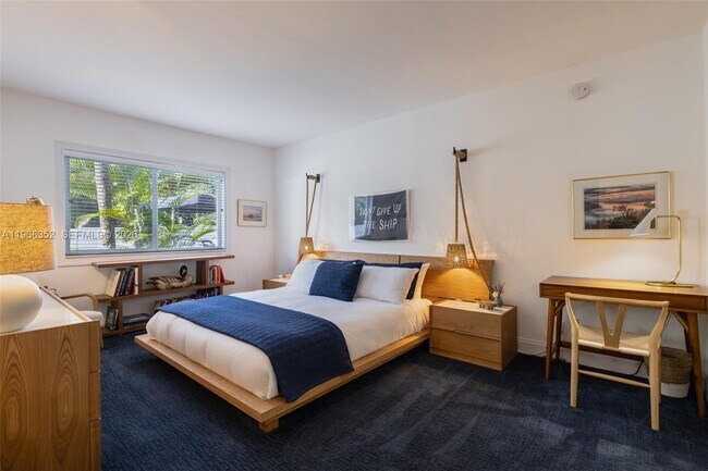 Building Photo - 100 Edgewater Dr