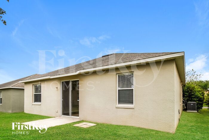 Building Photo - 15349 Montesino Dr