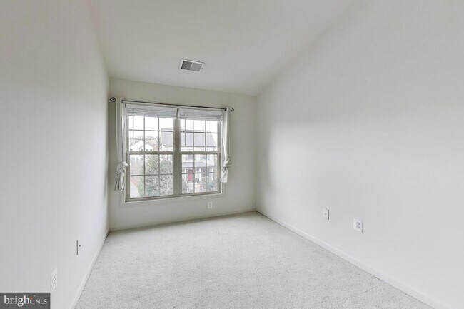 Building Photo - 13411 Deer Highlands Way