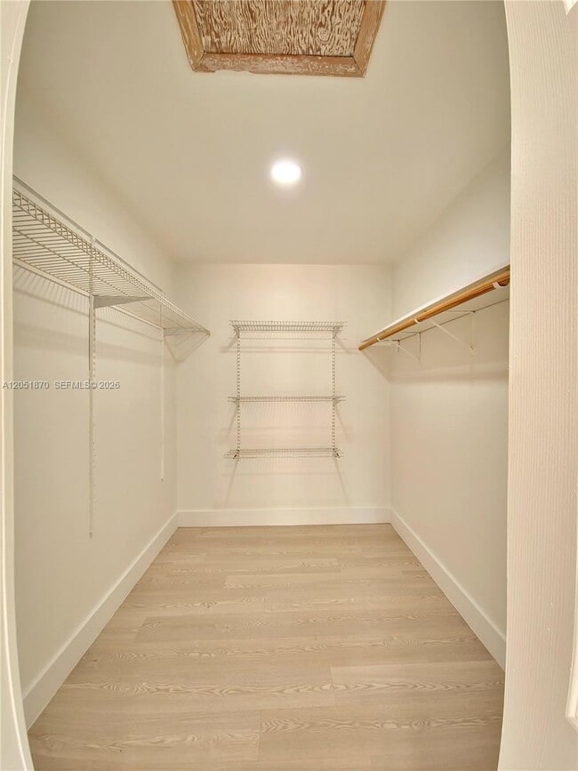 Building Photo - 14702 SW 63rd Ln
