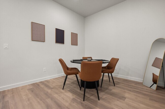 Building Photo - Modern 3BR Retreat Near TTU | Stylish Fully Furnished Home with Spacious Backyard