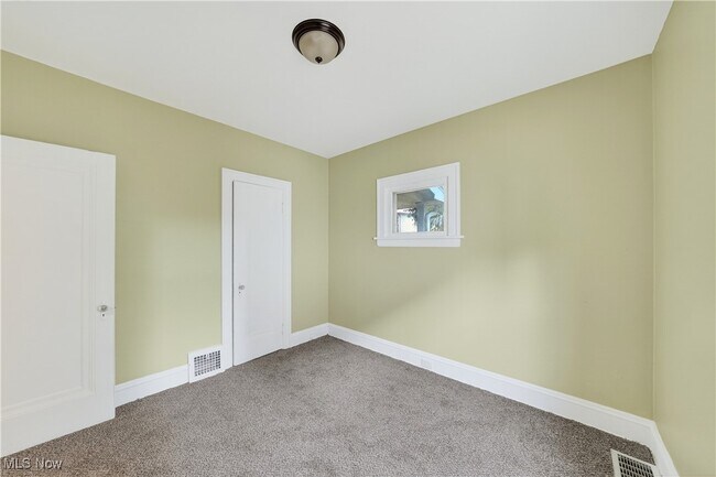 Building Photo - 4200 Cullen Dr