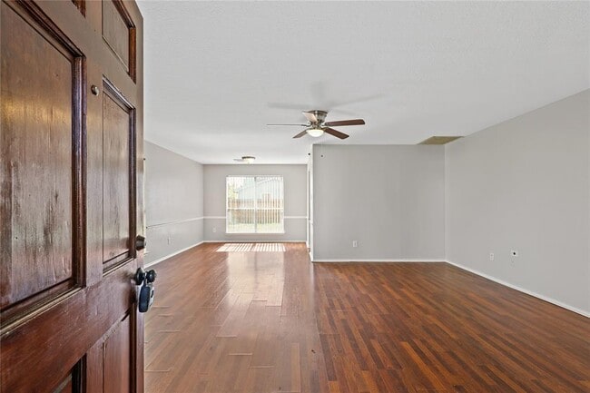 Building Photo - 2019 Ruffian Ln