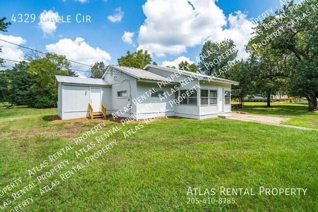 Building Photo - 4329 Maple Cir