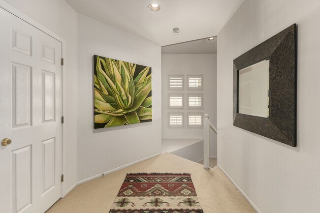 Building Photo - STUNNING Furnished OASIS 2 bed/2 bath Condo in McCormick Ranch