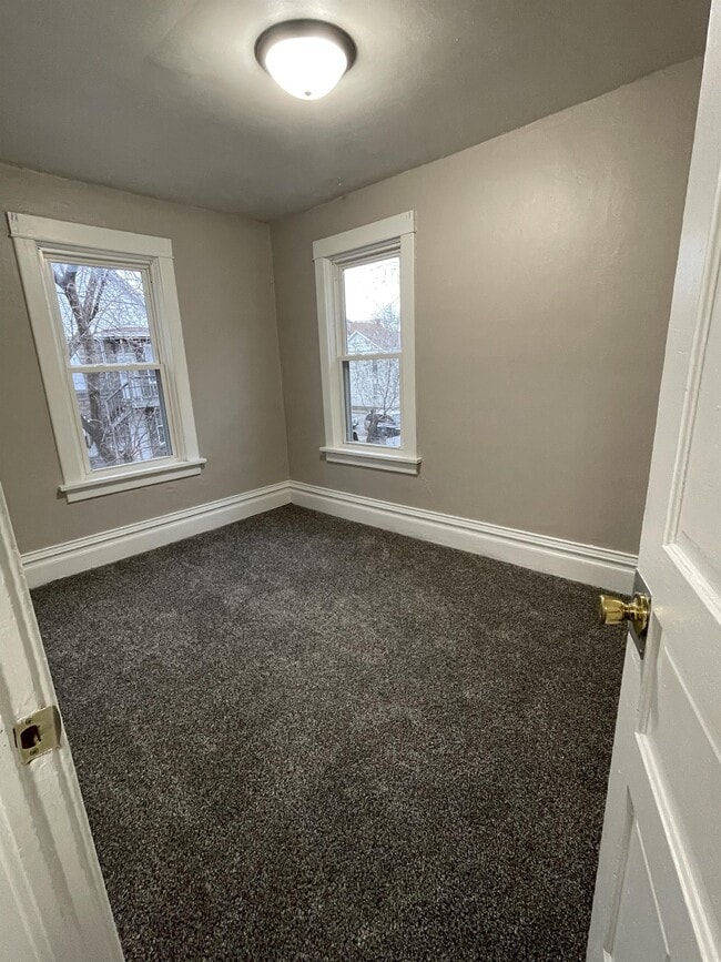 Building Photo - 2410 White St