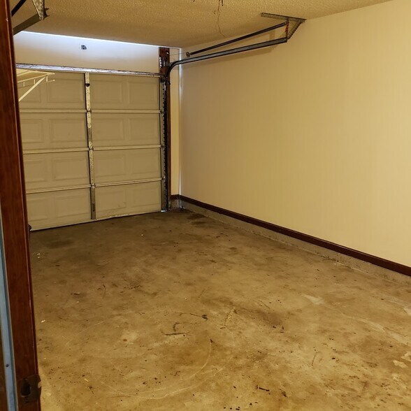 Building Photo - 2658B San Francisco Blvd